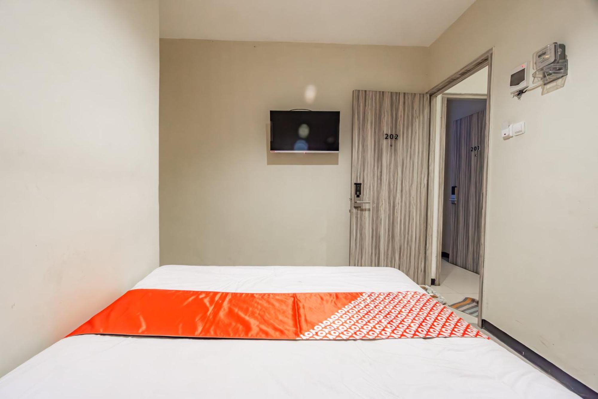 סוראבאיה Ace Business Hotel Galaxy מראה חיצוני תמונה