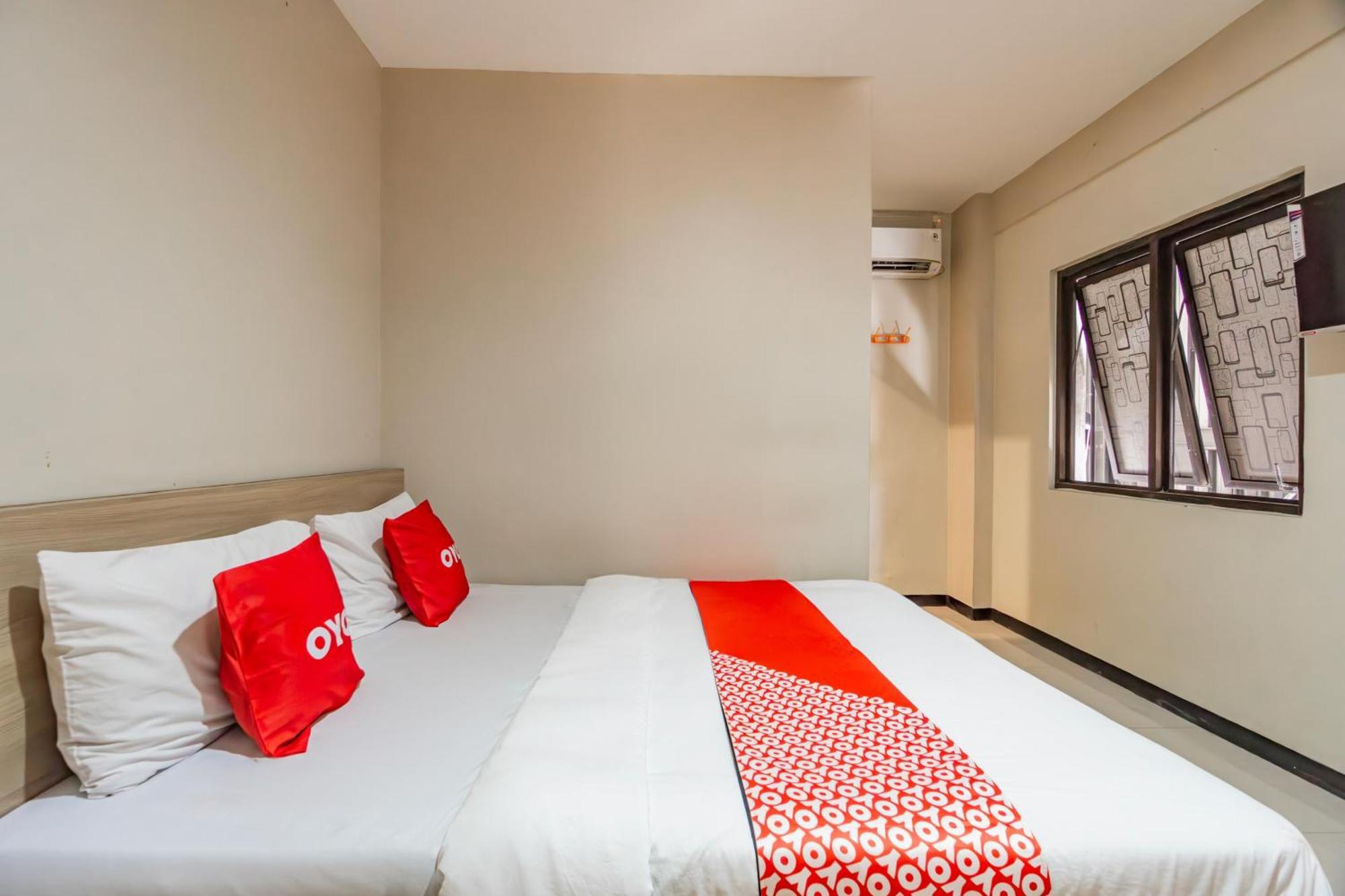 סוראבאיה Ace Business Hotel Galaxy מראה חיצוני תמונה