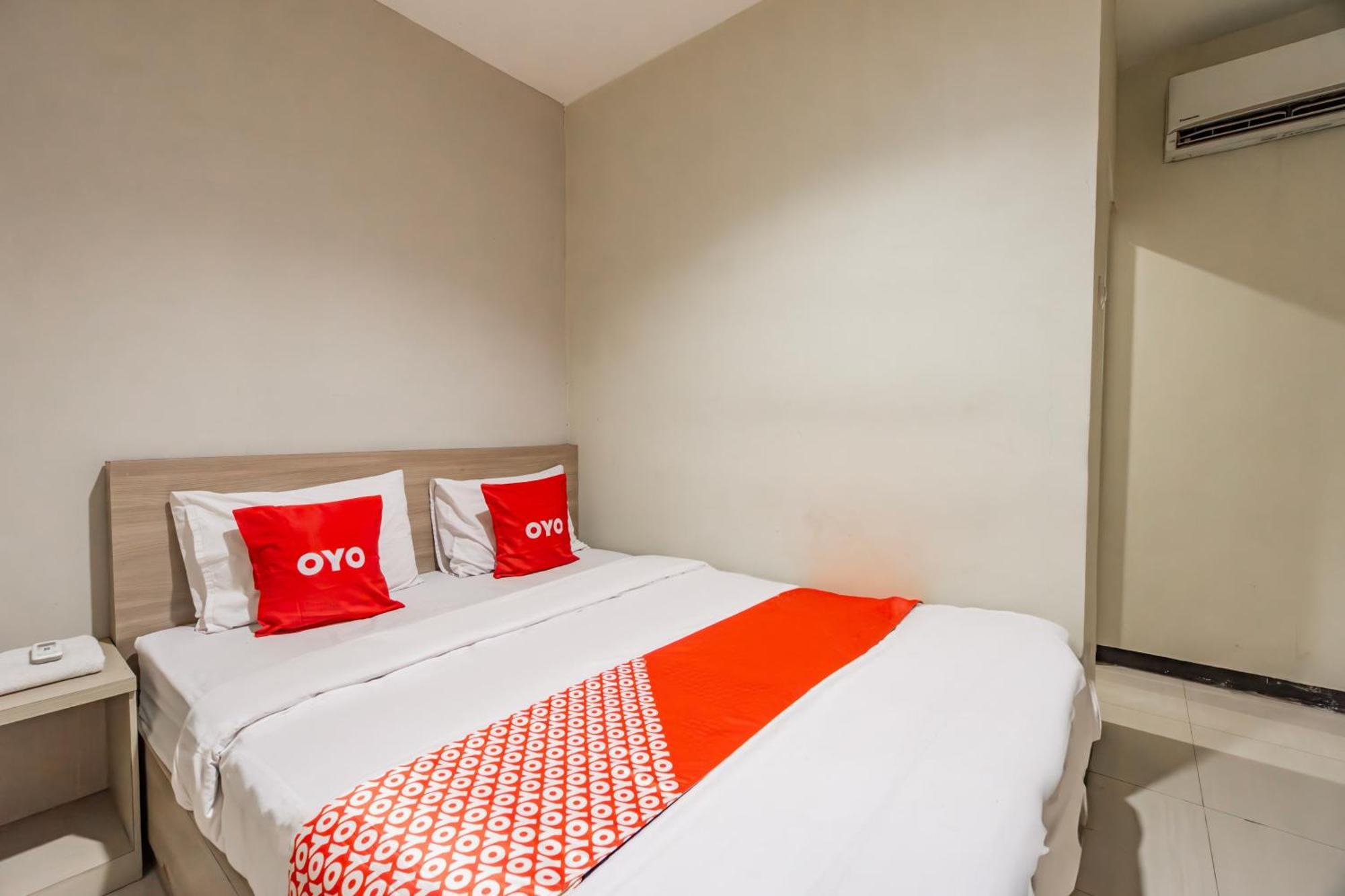 סוראבאיה Ace Business Hotel Galaxy מראה חיצוני תמונה